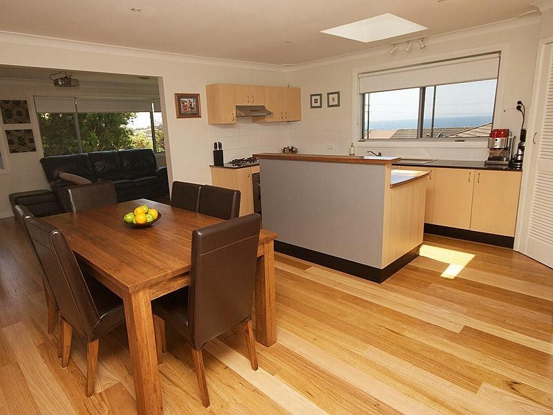 6 Hoolong Avenue, Kiama Downs NSW 2533