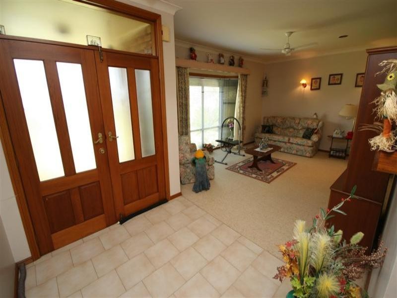 104 Scott Street, Shoalhaven Heads NSW 2535