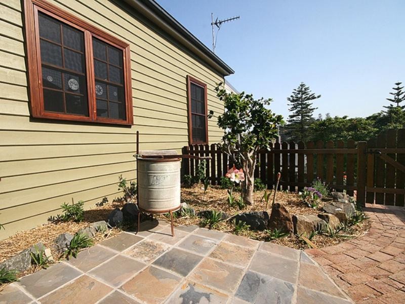 6 Devonshire Street, Kiama NSW 2533