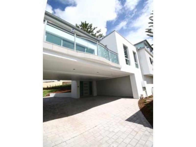 21 Pheasant Point Drive, Kiama NSW 2533