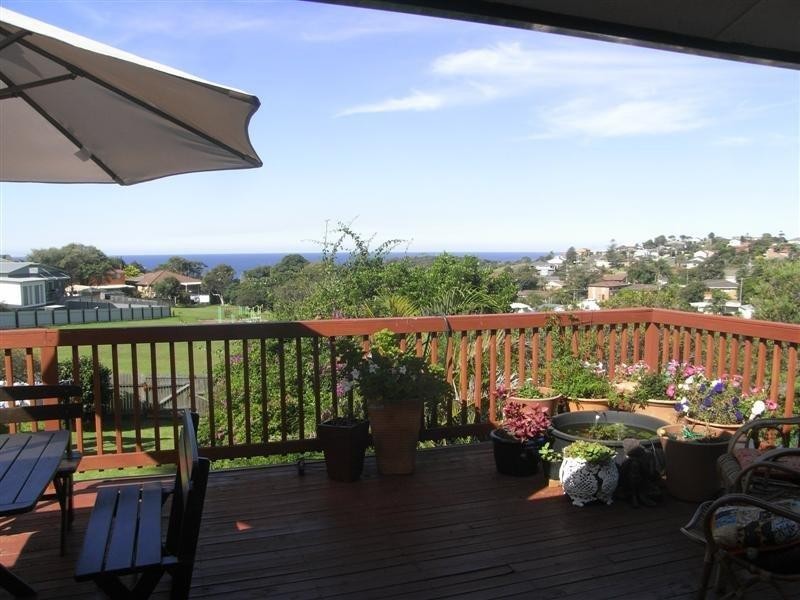 96 Riverside Drive, Kiama Downs NSW 2533