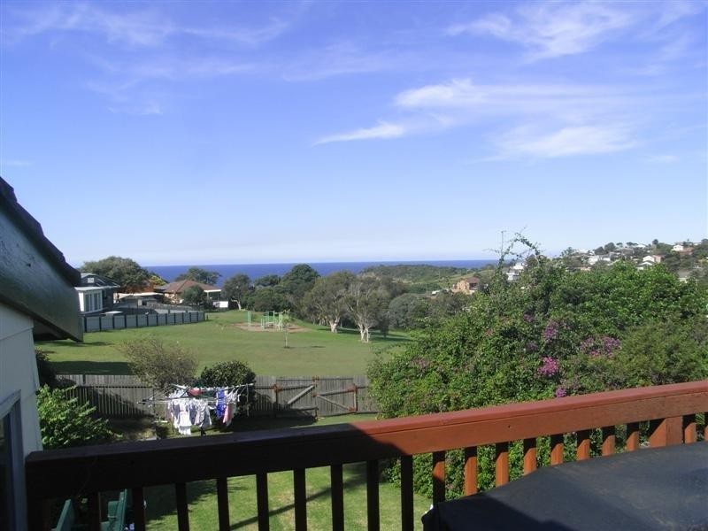 96 Riverside Drive, Kiama Downs NSW 2533
