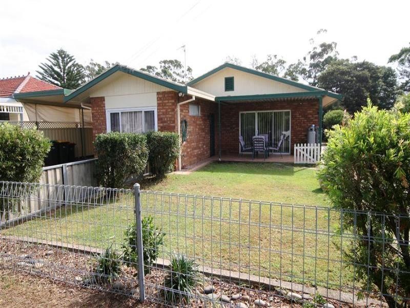 12 Charles Avenue, Minnamurra NSW 2533