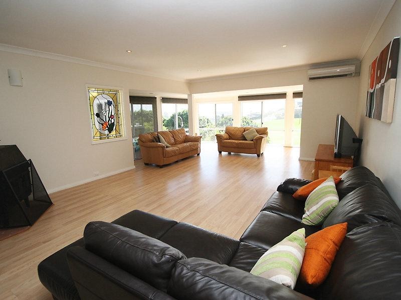 17 Allambie Crescent, Kiama NSW 2533