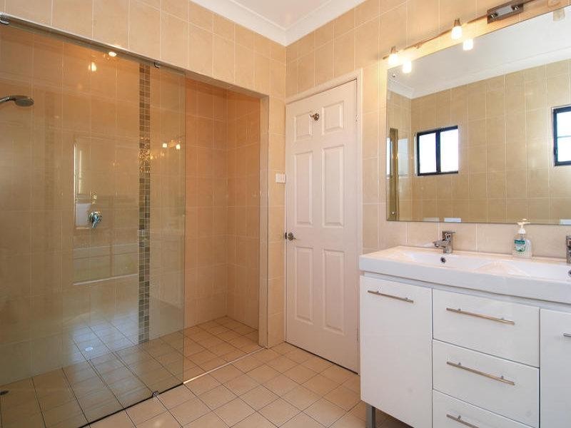 16 Anembo Crescent, Kiama Heights NSW 2533