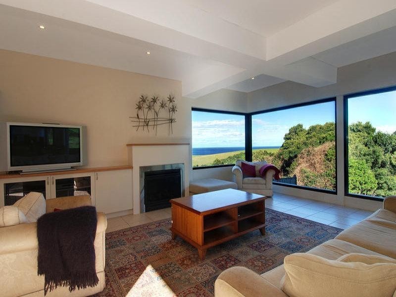 16 Anembo Crescent, Kiama NSW 2533