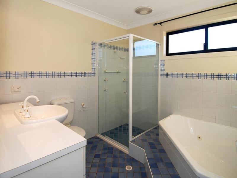 22 Eureka Avenue, Kiama Downs NSW 2533