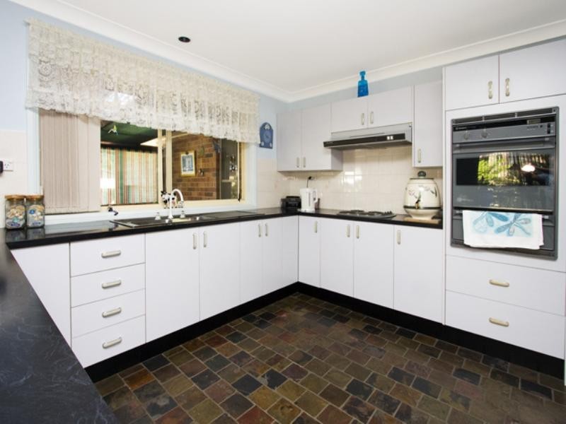 1 Henry Parkes Drive, Kiama Downs NSW 2533