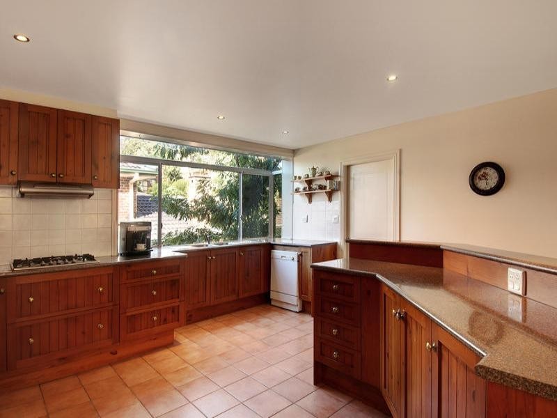 33 Ironbark Crescent, Kiama Downs NSW 2533