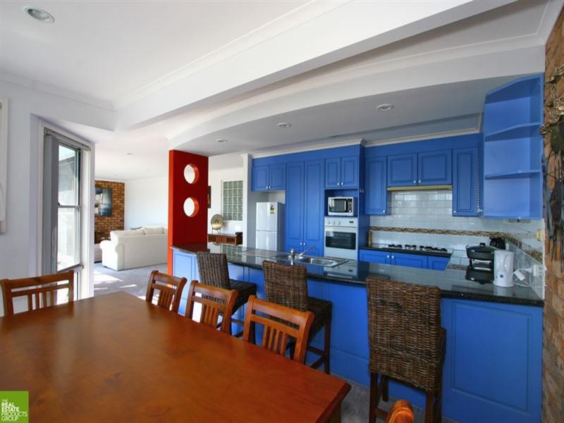 2/18 Bourrool Lane, Kiama NSW 2533