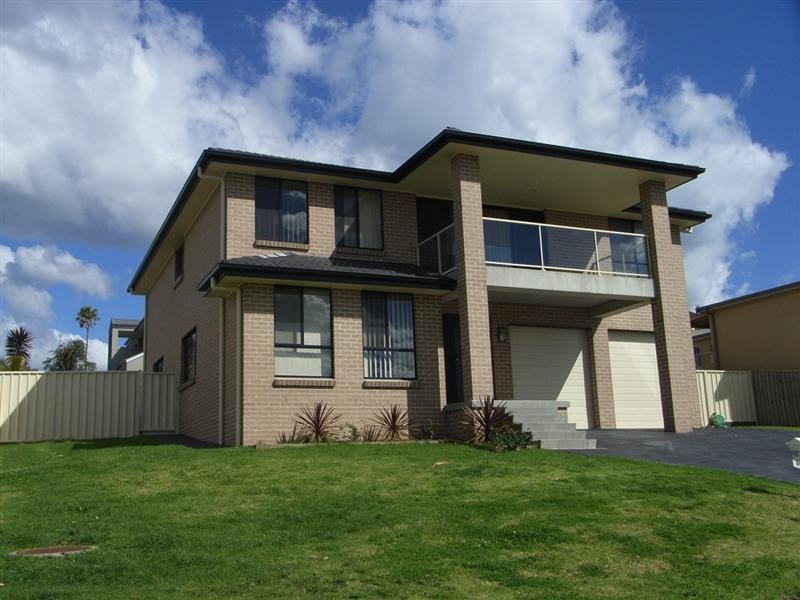 10 Price Avenue, Kiama NSW 2533