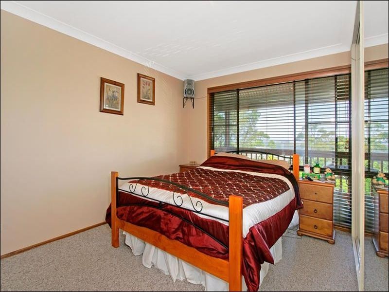 15a Michael Crescent, Kiama Downs NSW 2533