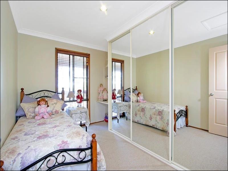 15a Michael Crescent, Kiama Downs NSW 2533