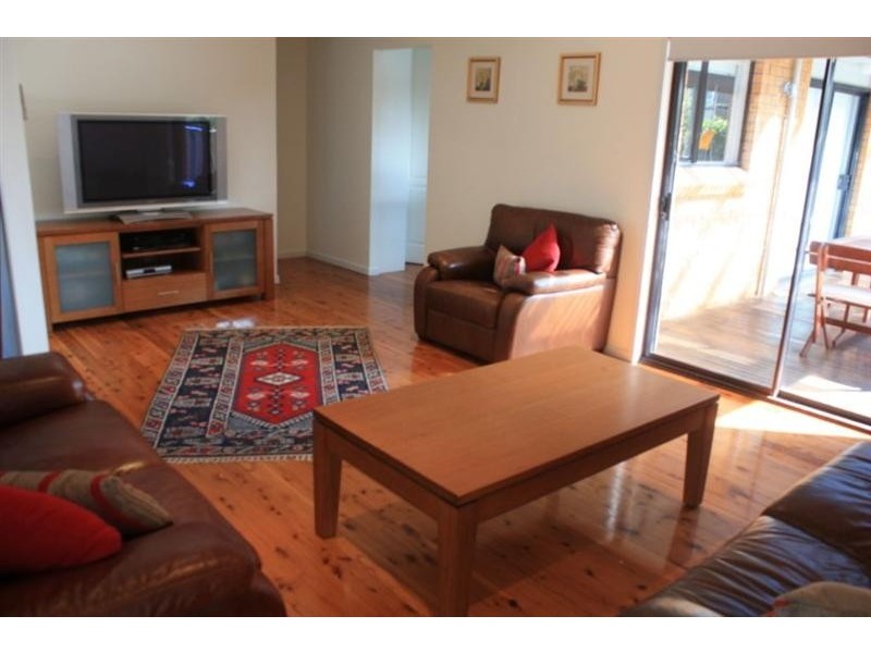 15 Talinga Avenue, Kiama Downs NSW 2533