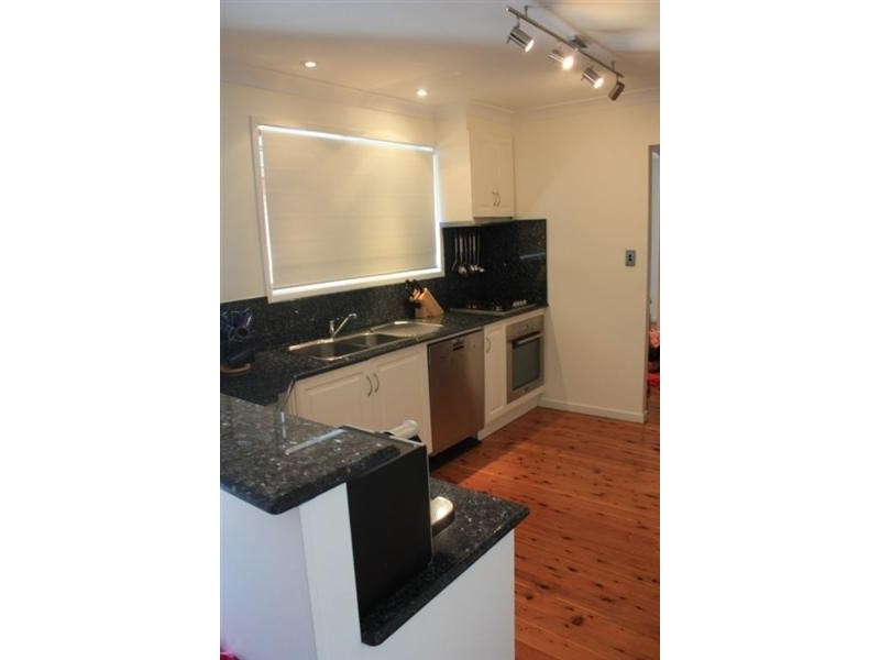 15 Talinga Avenue, Kiama Downs NSW 2533