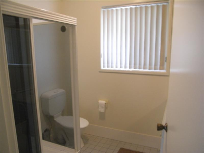 2/15 Jindabyne Road, Flinders NSW 2529