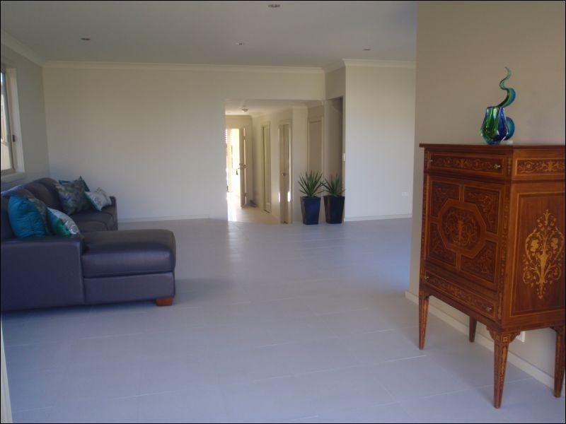 6 Samuels Lane, Kiama Downs NSW 2533