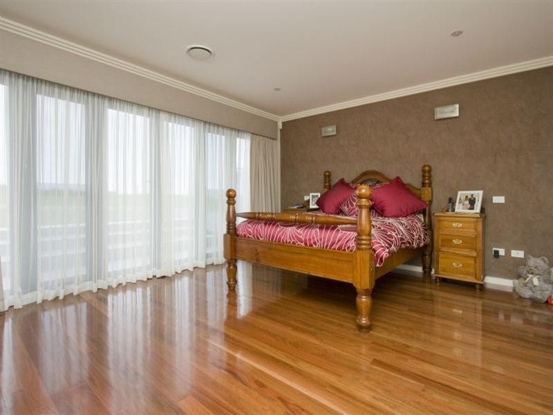 16 Cole Street, Kiama NSW 2533