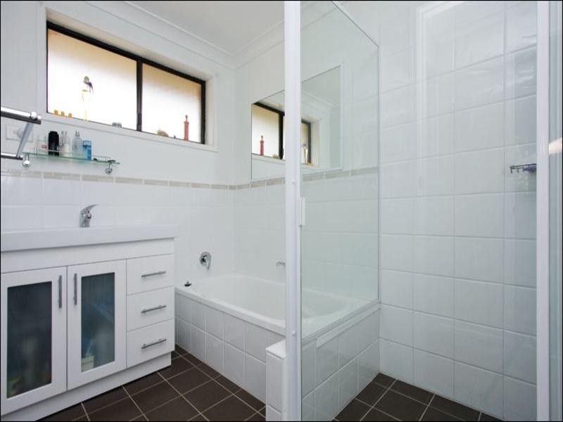 26 Hoskings Crescent, Kiama Downs NSW 2533