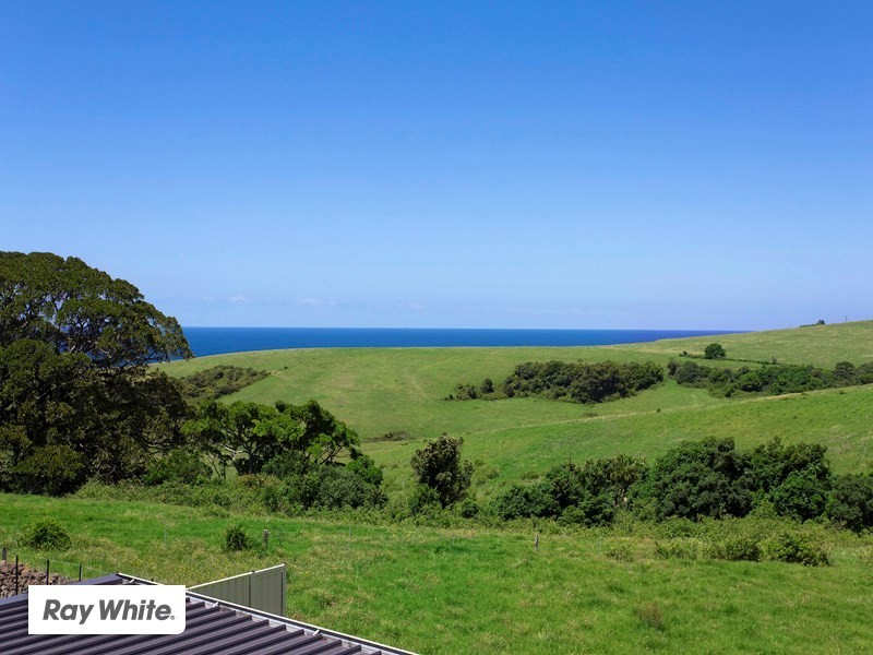 4 Attunga Avenue, Kiama Heights NSW 2533