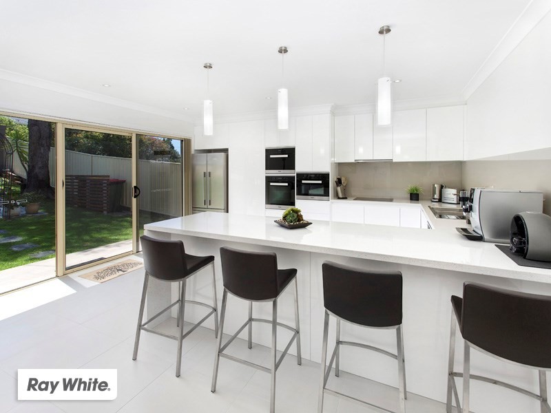 4 Attunga Avenue, Kiama Heights NSW 2533