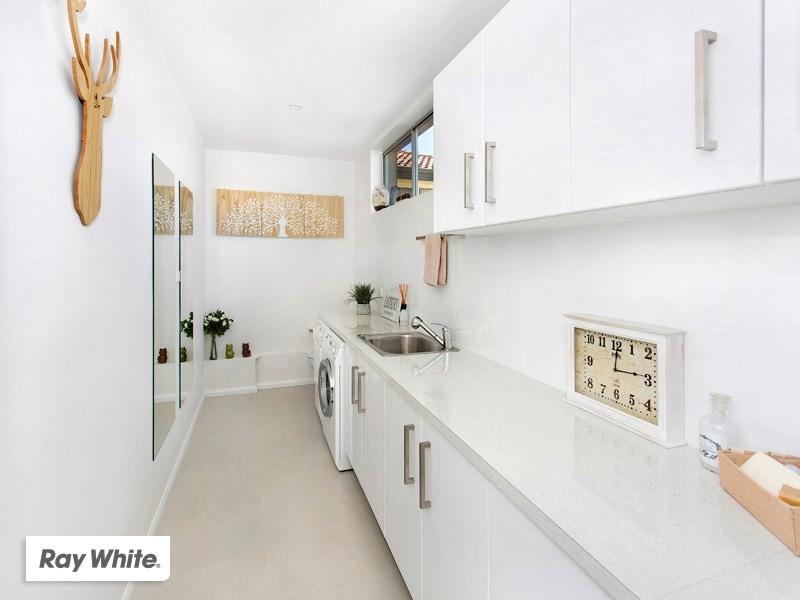 4 Attunga Avenue, Kiama Heights NSW 2533