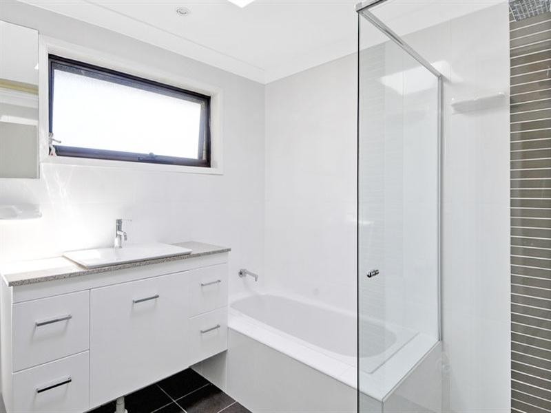 19 Lindsay Avenue, Kiama Downs NSW 2533