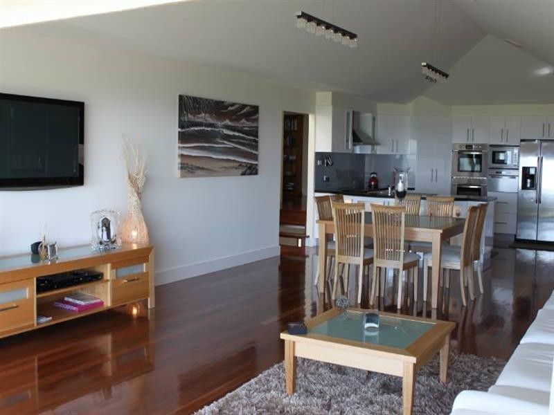 16 Cole Street, Kiama NSW 2533