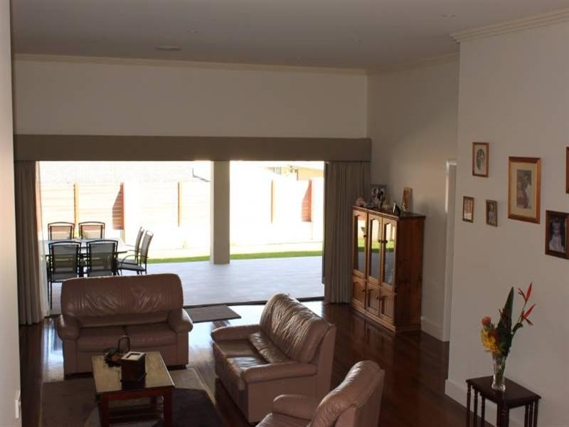 16 Cole Street, Kiama NSW 2533