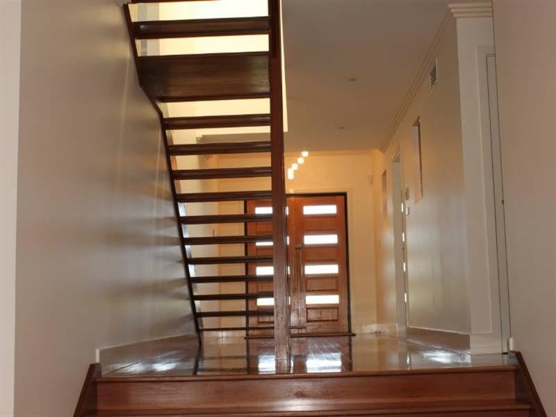 16 Cole Street, Kiama NSW 2533