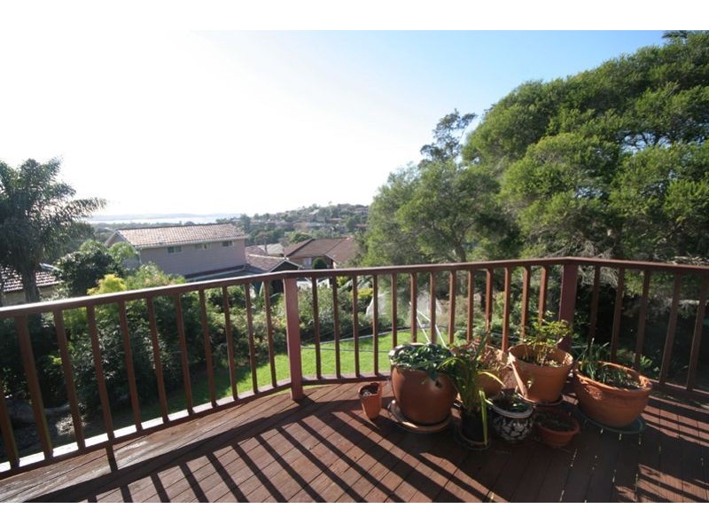 6 Lindsay Avenue, Kiama Downs NSW 2533