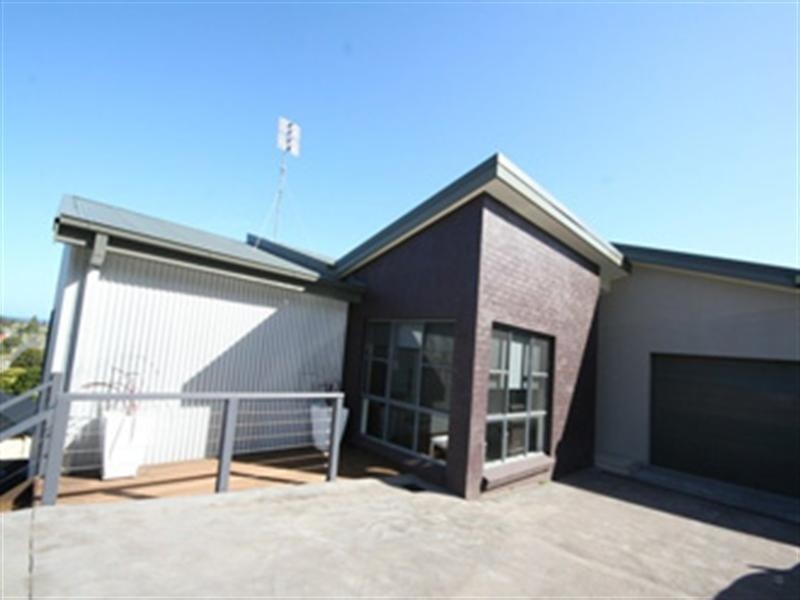 44 Farmer Street, Kiama NSW 2533