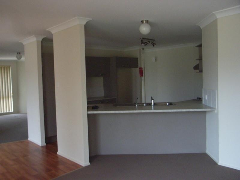 23 Cascade Circuit, Albion Park NSW 2527