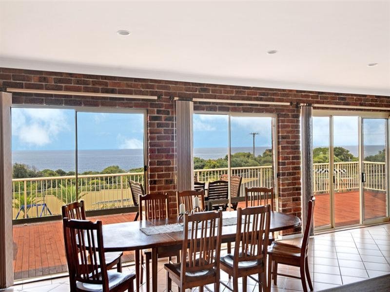 60 Cathedral Rocks Avenue, Kiama Downs NSW 2533