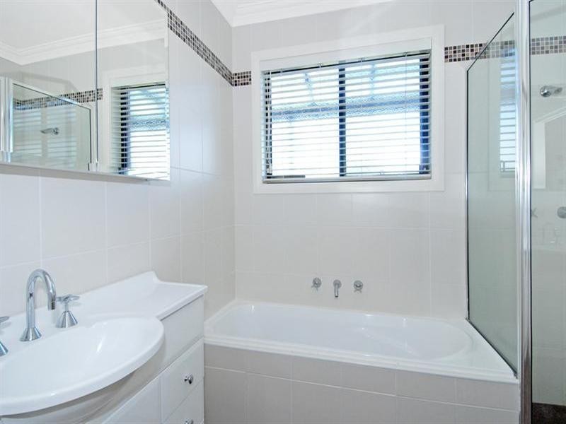 25 Farmer Street, Kiama NSW 2533