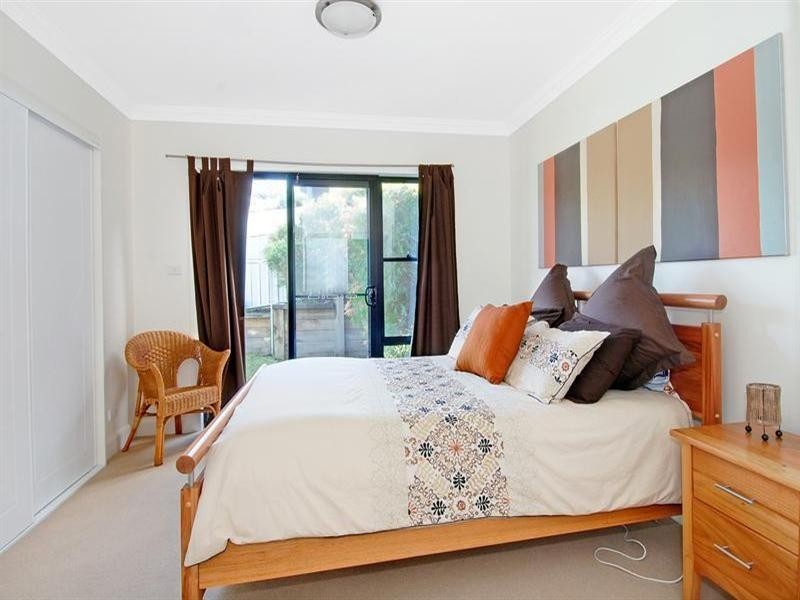 25 Farmer Street, Kiama NSW 2533