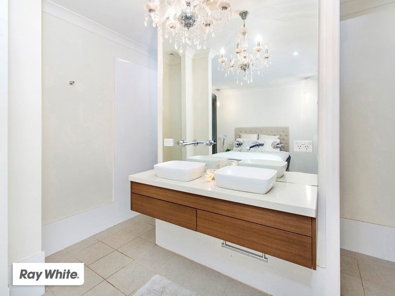 14 Stewart Place, Kiama NSW 2533