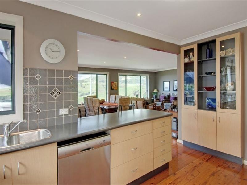 17 Anembo Crescent, Kiama Heights NSW 2533