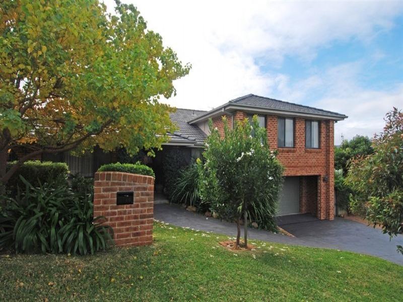 17 Danube Street, Kiama NSW 2533