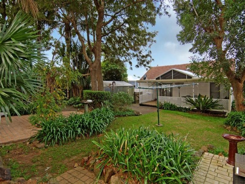 27 Holden Avenue, Kiama NSW 2533