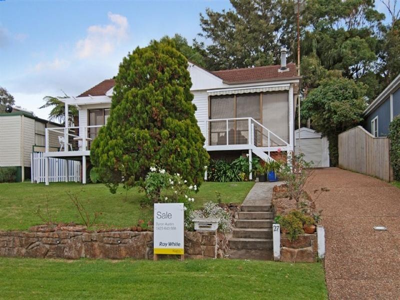 27 Holden Avenue, Kiama NSW 2533