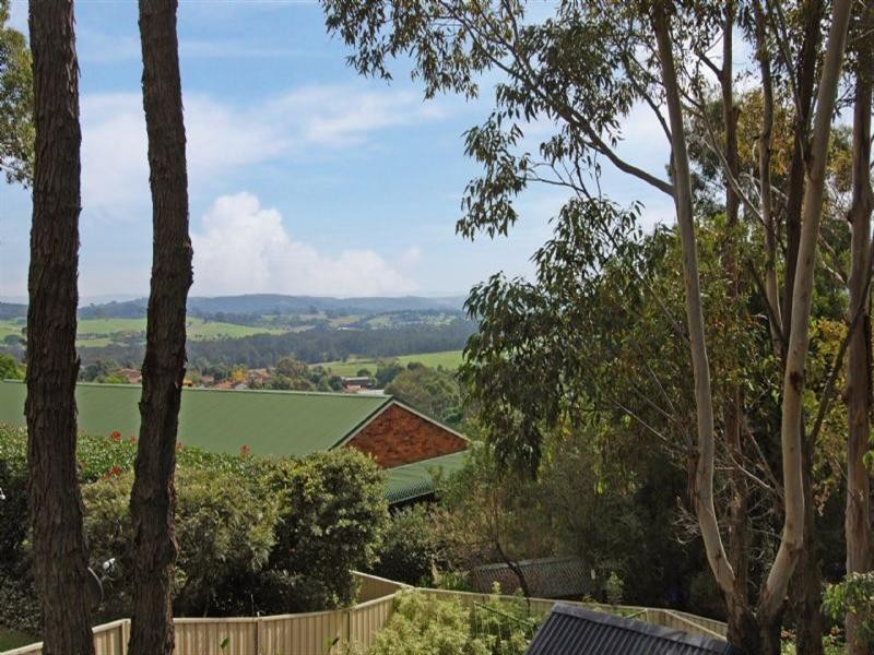 18 Michael Crescent, Kiama Downs NSW 2533