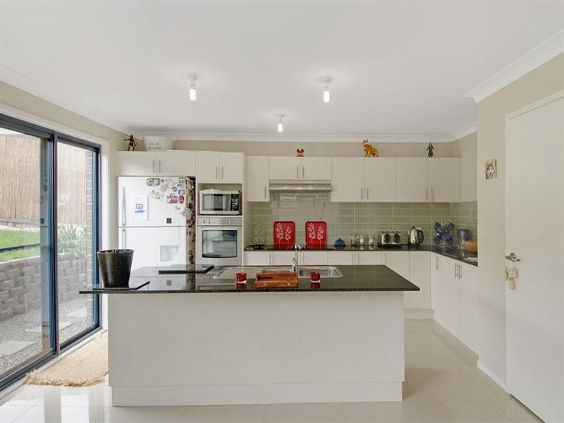 15 Eugene Street, Kiama NSW 2533