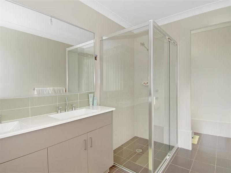 15 Eugene Street, Kiama NSW 2533