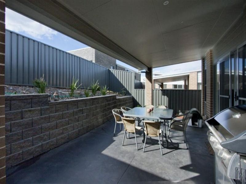 102 Whittaker Street, Flinders NSW 2529