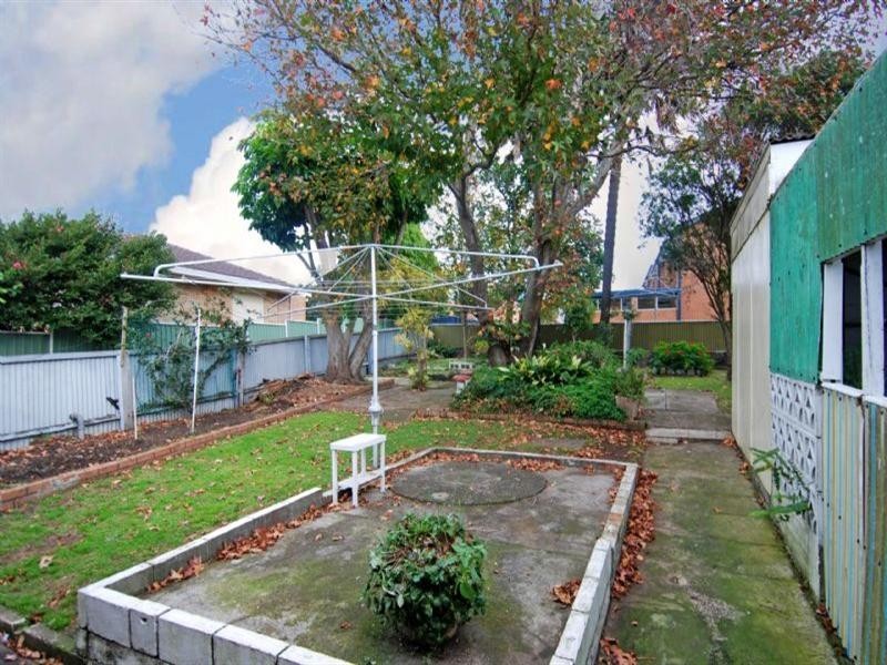 19 Taylor Street, Kiama NSW 2533