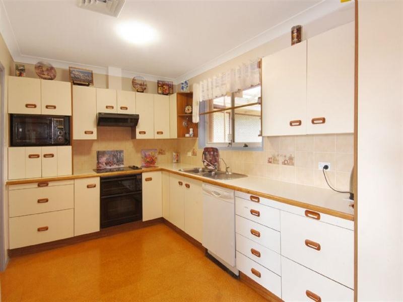5 Anembo Crescent, Kiama Heights NSW 2533