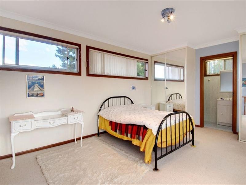 5 Anembo Crescent, Kiama Heights NSW 2533