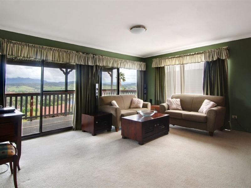 47 Barton Drive, Kiama Downs NSW 2533