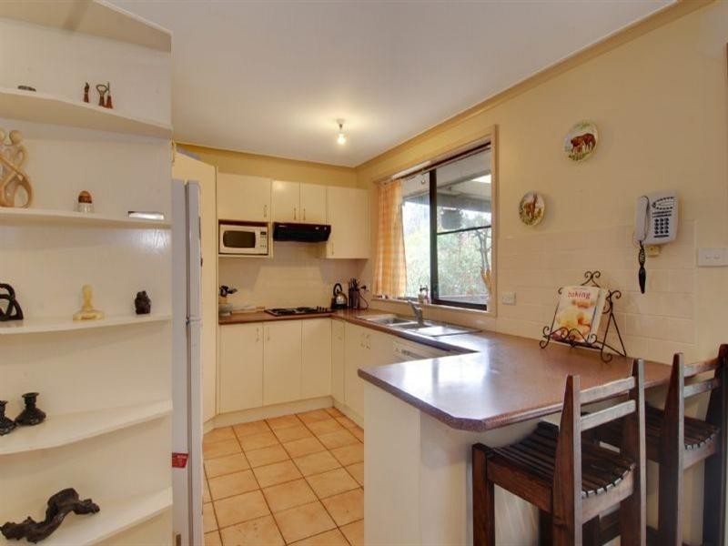 47 Barton Drive, Kiama Downs NSW 2533